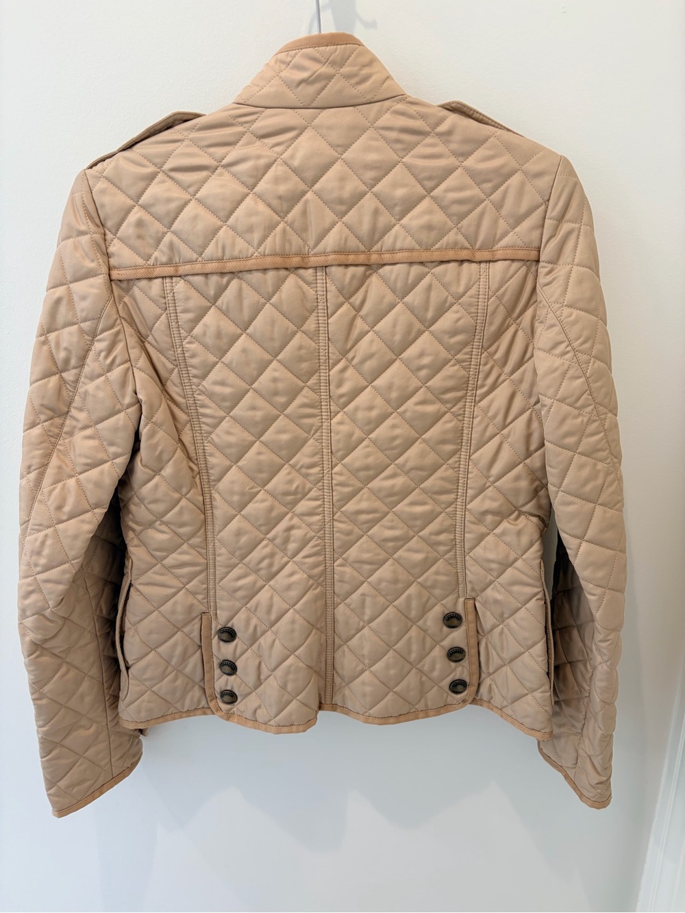 Burberry Brit Quilted Tan Jacket Small. Like new. Classic/Old Money/NonSmoking - Picture 2 of 9